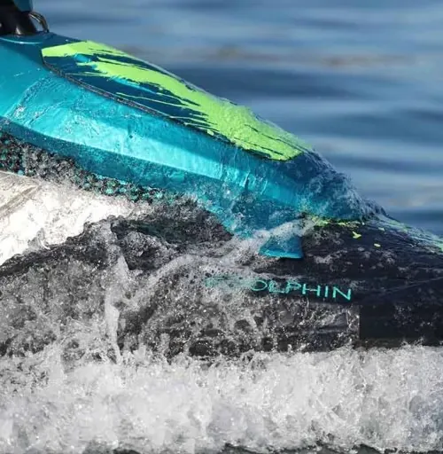 L'étrave du S300 en mer